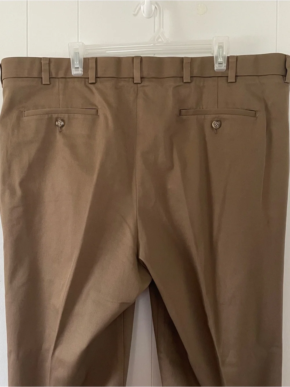 Roundtree & York TravelSmart Men’s Brown Dress Pants 44x30 Pleated Cotton